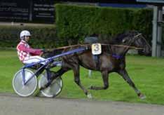 Från dubbla tillägg avgjorde han på ett starkt sätt via attack 700 kvar och spets 500 kvar. Segertid 32,0/1680 meter och 20.000 kronor. Jenny Norin, Matts Nyström och Damoni HB är uppfödare och ägare.