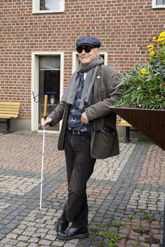 KRÖNIKA Täppas Fogelberg: Demokrati! Den måste hållas levande och jag klär mig i ren skjorta, rena byxor och mörk kavaj för att gå och rösta.