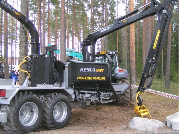 Kesla 4560C flishugg Kesla 4560C är monterade på en en- eller tvåaxlad vagn.