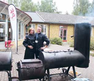 PR-husbilsklubbs vårträff i Alingsås den 20-22 maj Fre 20 När vi nådde fram till Alingsås kunde vi enkelt följa klubbens skyltar genom staden till Nolhagaskolan, där vi skulle vara dessa dagar.