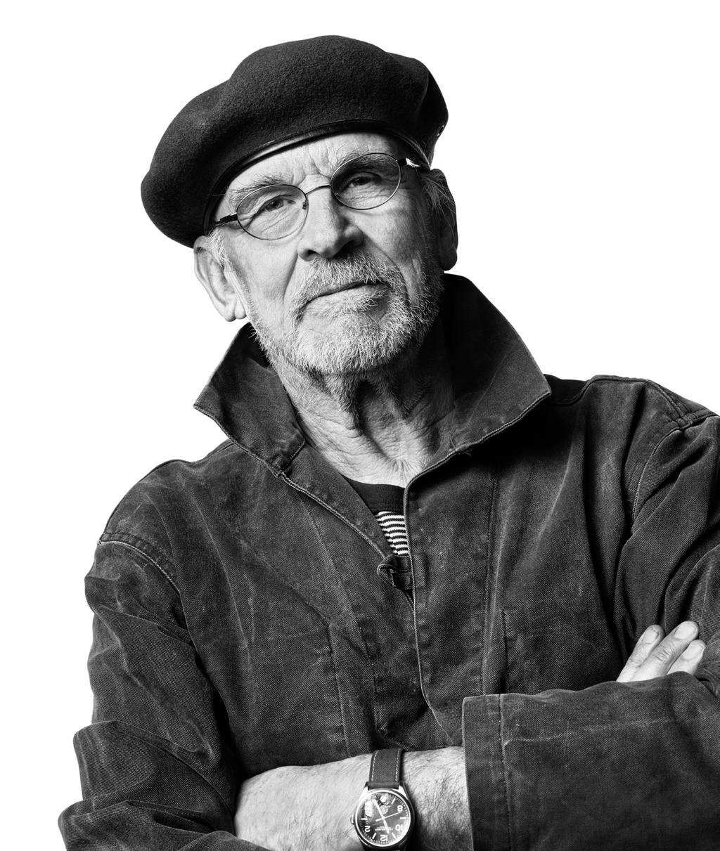 Glaskonstnär Bertil Vallien. Jag arbetar gärna med teman. I glaset inns möjligheter som inget annat material kan erbjuda.