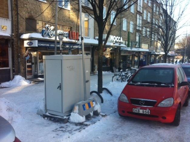 Gävle, Södra Kungsgatan x: 1573347 y: 6729013 Höjd ovan mark: 3 m Typ av station: gaturum Stationen är belägen på Södra Kungsgatans, sydvästra sida.