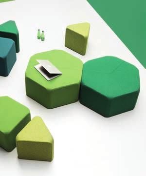 Tack vare identiska sidor kan puffarna placeras i olika arrangemang. Puffarna mycket lätta och kan arrangeras om så ofta man vill.