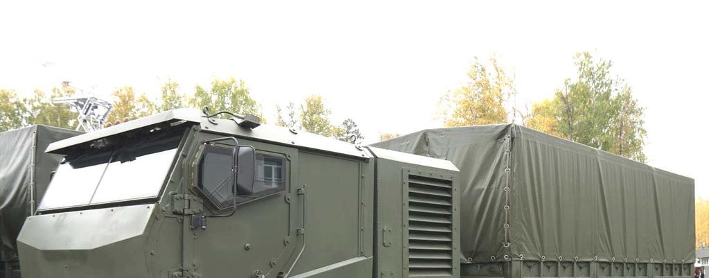 Splitterskyddat lastterrängbil Kamaz-6560M från Kamaz (Ryssland) Kamaz-6560M visades publikt första gången i maj 2014 i samband med en fordonsförevisning på övningsfältet Bronnitsy utanför Moskva i