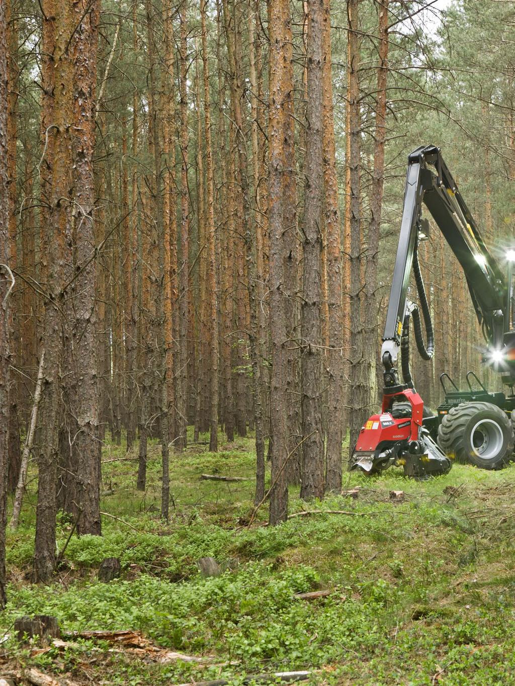 901TX.1 Komatsu 901TX.1 är den nya versionen av vår marknadsledande gallringsskördare. Nya fördelar kombinerade med befintliga ger en närmast oslagbar produktivitet, skonsamhet och driftsekonomi.