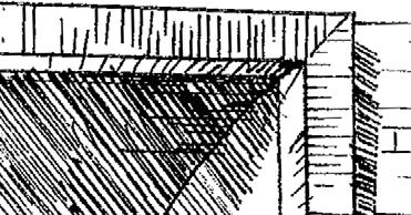 Tunnelramen, gjuten i betong ansluter mot en naturstensbeklädd fasadskiva med lutningen 10:1.