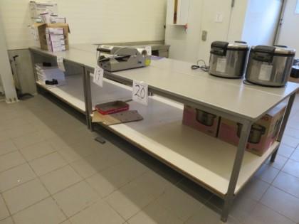 Arbetsbord med rostfria ben 205 x 120