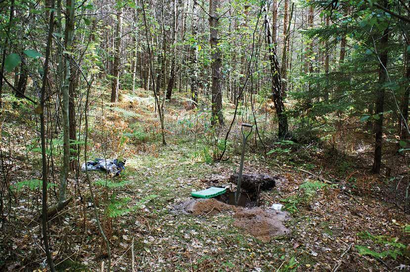 12 Bohusläns museum Rapport 2014:16 Figur 9. Vy från den nyfunna boplatsen Resteröd NY2, belägen på en långsträckt, sandig avsats.
