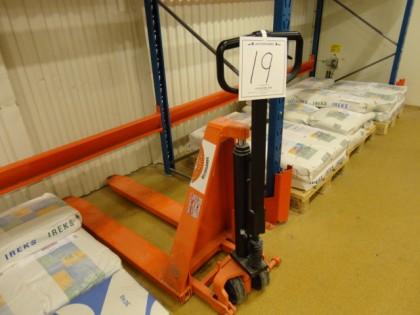 Höglyftande handtruck