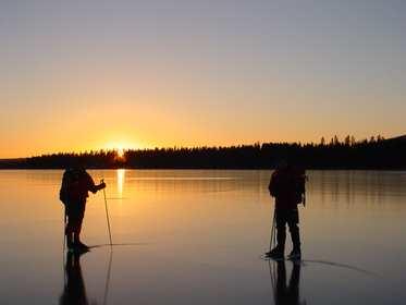 Skridskor i grannlandet 30/12-03@Vänerskridsko Solstaskäret Långfärdsskridsko, Karlstad Skridskor i grannlandet 30/12-03 Samma kvällsbild, fast nu med