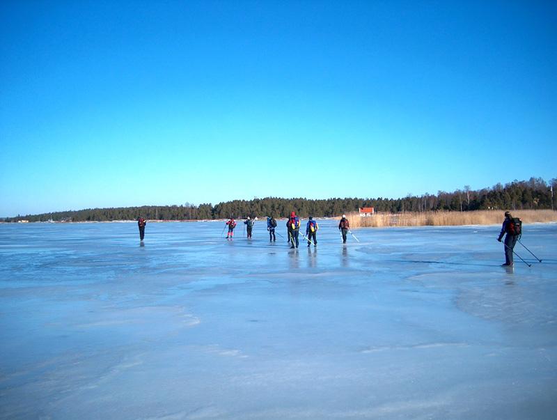 http://www.frilufts.se/vanerskridsko/slk/turrpt/03-04/20040221123753/hpim0801.jpg http://www.