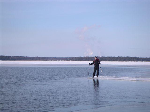 http://www.frilufts.se/vanerskridsko/slk/turrpt/03-04/20040229160240/februari-040219-020.jpg http://www.
