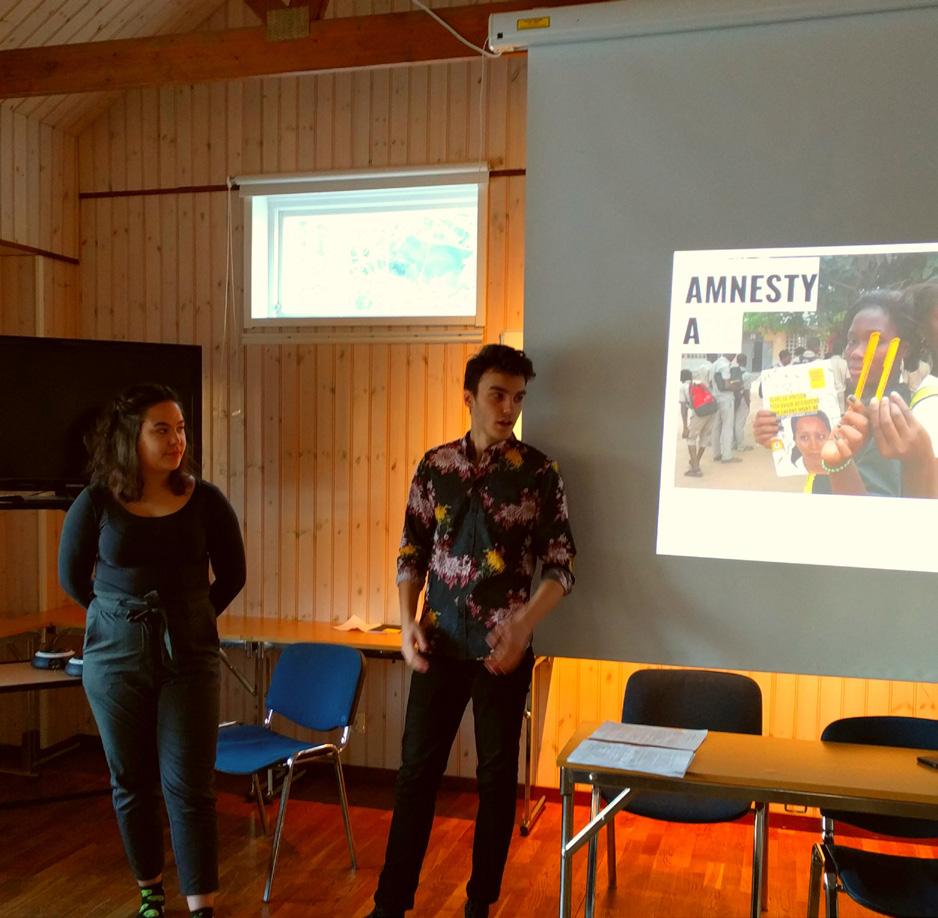 lära sig mer om mänskliga rättigheter och våldtäkt i Sverige och tillsammans göra en aktion för att protestera mot tjetjenska myndigheters övergrepp och tortyr mot