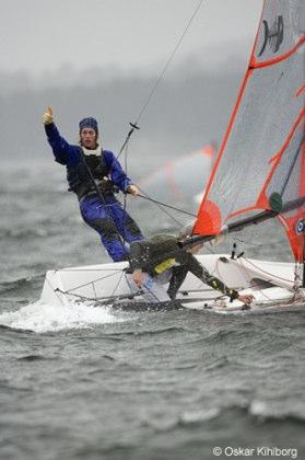 29er TEAM LD SWE 140 Säsongen började med ett gäng träningsläger. Det första var vilket leddes av Niels Flohr och Kasimir Johansson på Marstrand (under påskhelgen) var en riktigt blåsig historia.