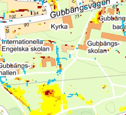 Översvämningsrisker Figur 5 Skyfallskarta vid ett 100 års regn Den föreslagna byggnaden är tänk att placeras i nord sydlig riktning tvärs marklutningen.