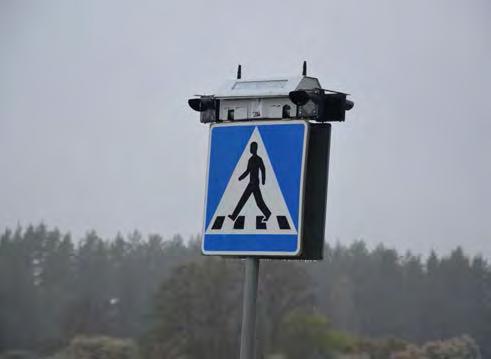 För att få ner hastigheterna och öka trafiksäkerheten för gående och cyklister som ska ta sig mellan Brunna och