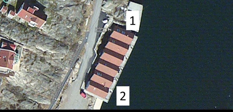 8 (16) Figur 3.2: Planvy som visar var fotona togs vid platsbesöket. Figur 3.3: Foton under sjöbodarna, tagna från norr.
