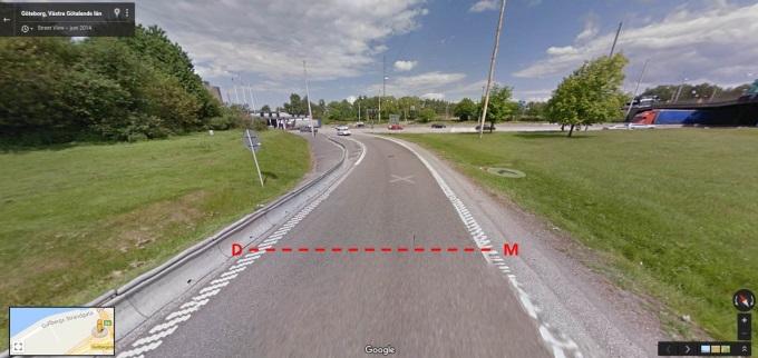 The ramp is slightly curved after the tunnel exit, but straightens up where the RSD was positioned, and has an inclination of about 3% and a speed limit of 70 km/h.