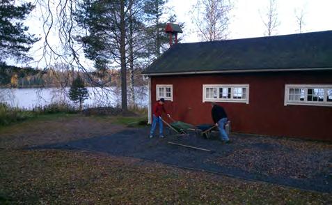 Lasse Svensson predikade i söndagens gudstjänst då också insamling till det internationella arbetet gjordes i form av offergång.