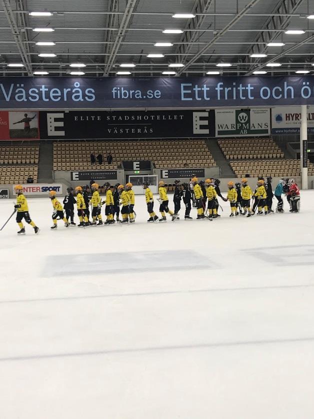 Aros Bygg Bandy Cup U13, 9-11 november 2018, Västerås Denna cup var en av våra större utmaningar för året då vi valde att vara med i en av de större cuperna i Sverige för 13 åringar dvs att de var