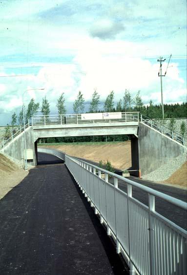 är det väghållaren (oftast Vägverket eller kommunen) som driver projektet. En förändring som en kommun vill se genomförd drivs givetvis av kommunen.