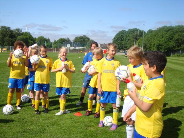 P06 / 13 år F06 / 13 år Söndag 3 Söndag 3 Söndag 24 Söndag 24 Söndag 14 LSU 1** Söndag 14 LSU 1** Söndag 19 LSU 2** Söndag 19 LSU 2**