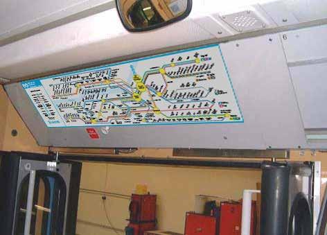 Dekaler, interiöra Ingång 1 Ingång 1: Art nr GS 960740 Placeras på de dörrhalvor som är längst från gångjärnen. 2 st, 165x47 mm.