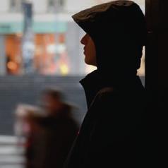 Frågan om gemensamma regler kan tas upp på föräldramöten i skolan, i idrottsföreningen eller i andra sammanhang där föräldrar träffas.