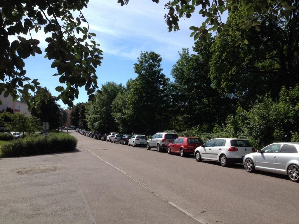 Ludvika Kommun Planbeskrivning Förskola Marnäs Sida 13(19) Blandade lövträd längs Kvarngatan.