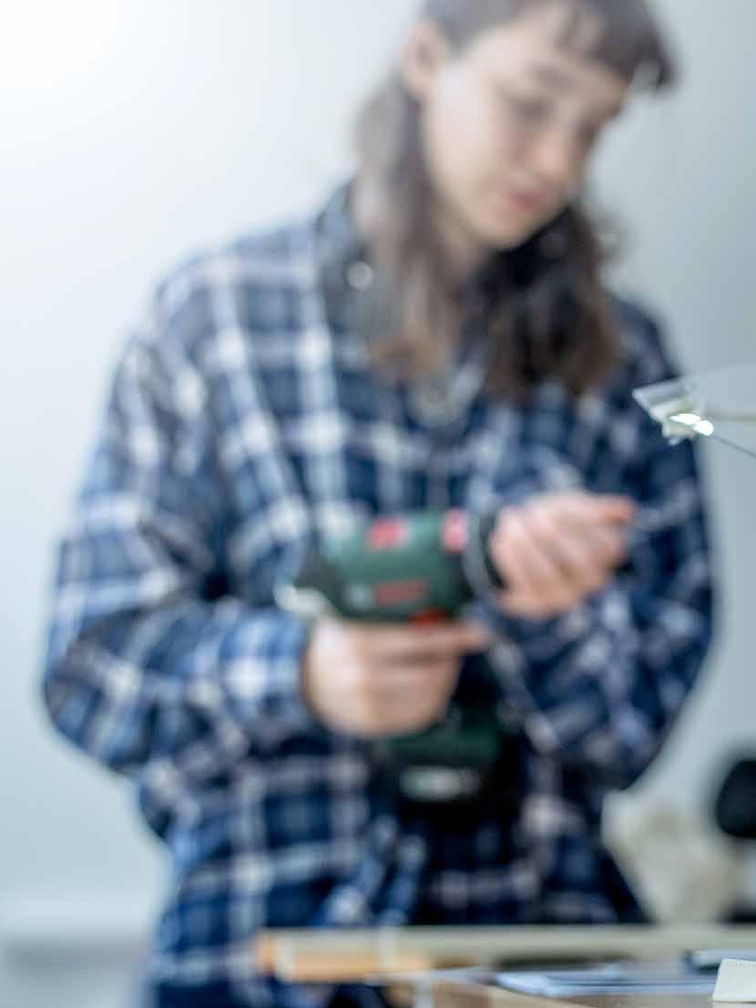 Doktoranden Linnea Bågander bedriver konstnärlig grundforskning där hon