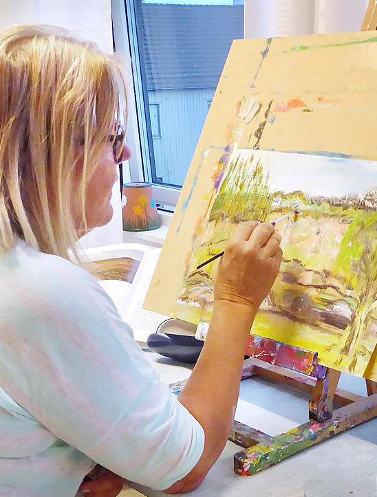 På Galleri Fritz visar de upp sina senaste alster. 9 februari 3 mars Vi som tecknar Hanna Grip är en av deltagarna i Vi som tecknar, en grupp kvinnor som träffas för att teckna tillsammans.