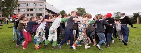 Naturvetenskapliga Föreningen Naturvetenskapliga Föreningen (NF) är en fakultetsförening för studenter på Naturvetenskapliga fakulteten vid Stockholms universitet.