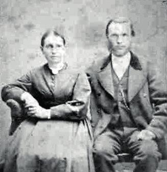 Leif Lundström, Ersnäs Till höger om La vid 486 ser vi Klubbvägen som den utmärktes vid Laga skiftet omkring 1870-1880. Gårdsstället 3331 är det nu alldeles utplånade Gabri.