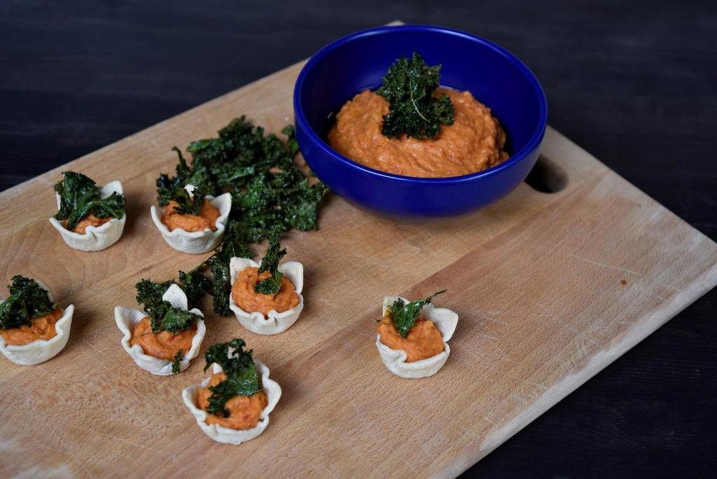 i matberedare, smaksätt med salt och cayennepeppar/chiliflakes till önskad smak.