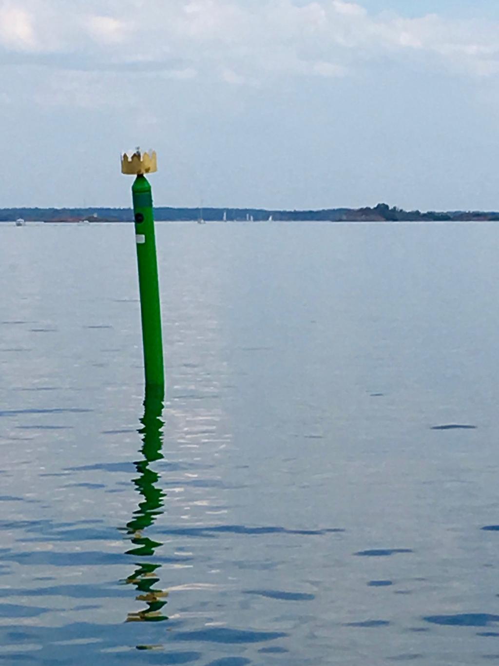 I morgon går vi mot Risö - en jättefin flad. Det torra vädret gör att det är extra slitet. Därefter hägrar krogen på Arkö.