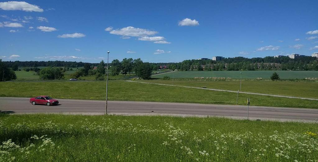 Stadsbild, Landskapsbild Hammarparken ligger i anslutning till Ekebydalen. Från pulkabacken har man utsikt över dalen och staden med domkyrkans torn i horisonten.