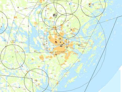 Del 2 Flyghinderanalys BERÖRDA FLYGPLATSER - Berörd flygplats är sakägare LUFTRUM Så här läser du denna del av analysen: Denna analys svarar bara på frågan om verket/masten/byggnadsverket hamnar inom