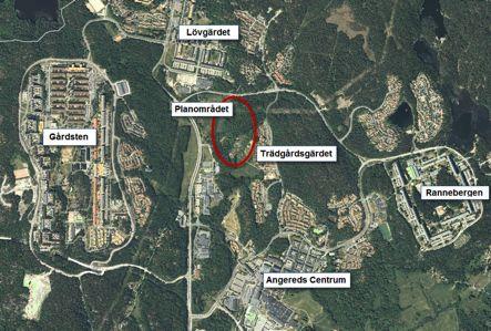1. Inledning 1.1 Uppdraget Göteborgs Stad arbetar med en detaljplan för bostadsbebyggelse vid Tolered gård (figur 1). I detta arbete har ett antal ytor utsetts till att vara lämpliga för bebyggelse.