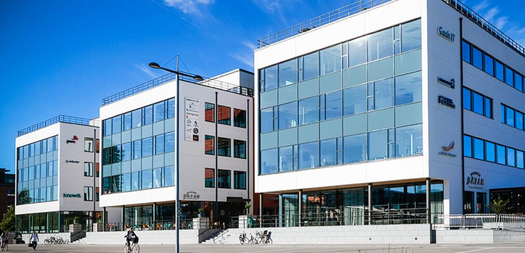 DIREKTÄGDA FASTIGHETER 1 JANUARI 31 DECEMBER 2018 M2 GRUPPEN Hyresintäkterna ökade med 5 % till 226 mkr (216).
