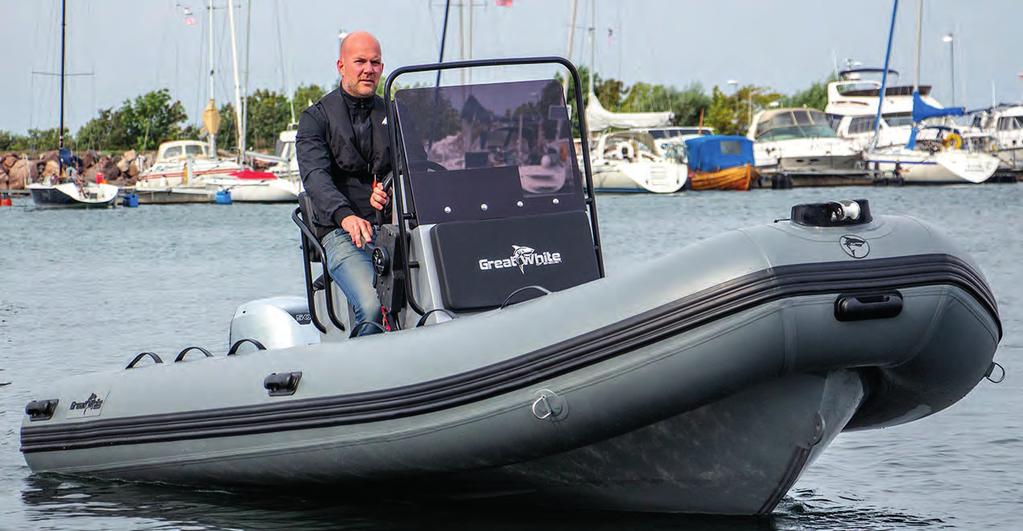 GreatWhite RIB420A Aluminium En Ribbåt i premiumsegmentet med allt man kan förvänta sig.