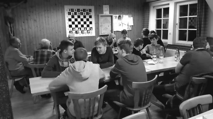 Am Ende konnte Sandro Petrilli mit sieben Punkten aus acht Spielen gewinnen. Zweiter wurde Christoph Stauß knapp dahinter mit sechseinhalb Punkten. Auch am 06.01.