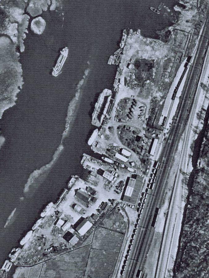 F D BOHUS VARV, HUVUDSTUDIE Del 1 Utförda undersökningar och Flygbild över Bohus varv från år 1967 Göteborg
