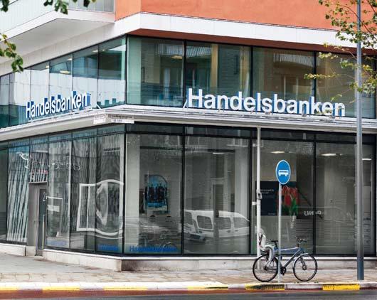 BANKEN SOM INVESTERING Banken som investering Ett ansvarsfullt agerande är grunden för långsiktigt värdeskapande i Handelsbanken.