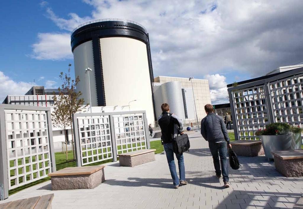 Personalen i siffror vid årsskiftet 2010/2011 Antalet tillsvidareanställda vid Ringhals AB 1529 Andelen kvinnor 20 procent Nyanställda under året 37 Avgångar