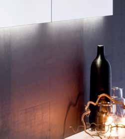 (BxHxD): 600x720x30/95 mm SPEGELSKÅP   Mått (BxHxD): 600x720x146 mm