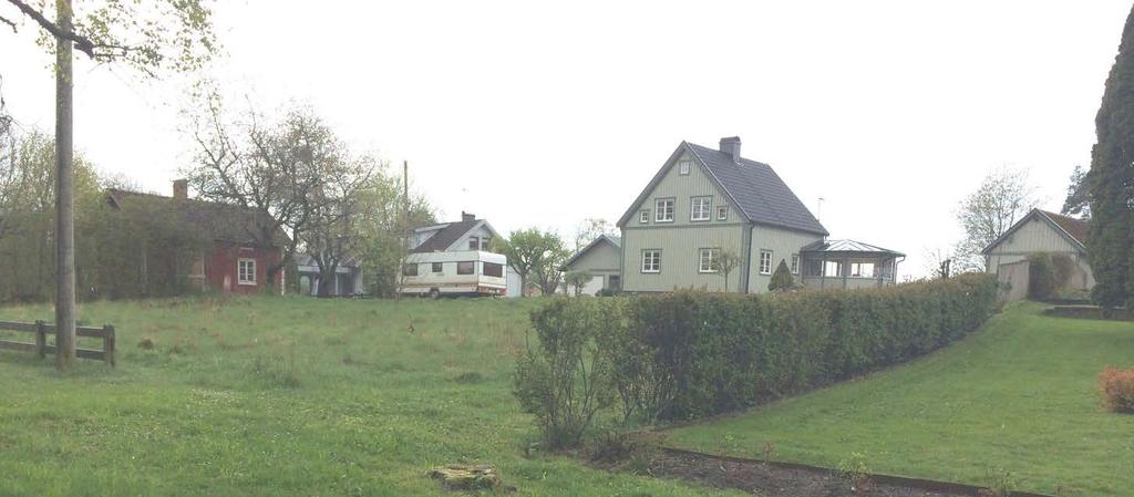 Frågan om förtätning på obebyggd mark eller annan kvartersmark får avgöras beroende på efterfrågan och lämplighet. Detaljreglering har undvikits i detta planförslag.