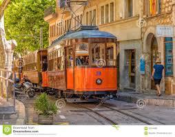 Påsklunch på Hotel Ponent Mar den 13 april klockan 13.30 Carrer Marques de la Torre 9, Palma Nova. Vi samlas på terrassen om det är vackert väder annars i baren för mingel och ett glas cava.