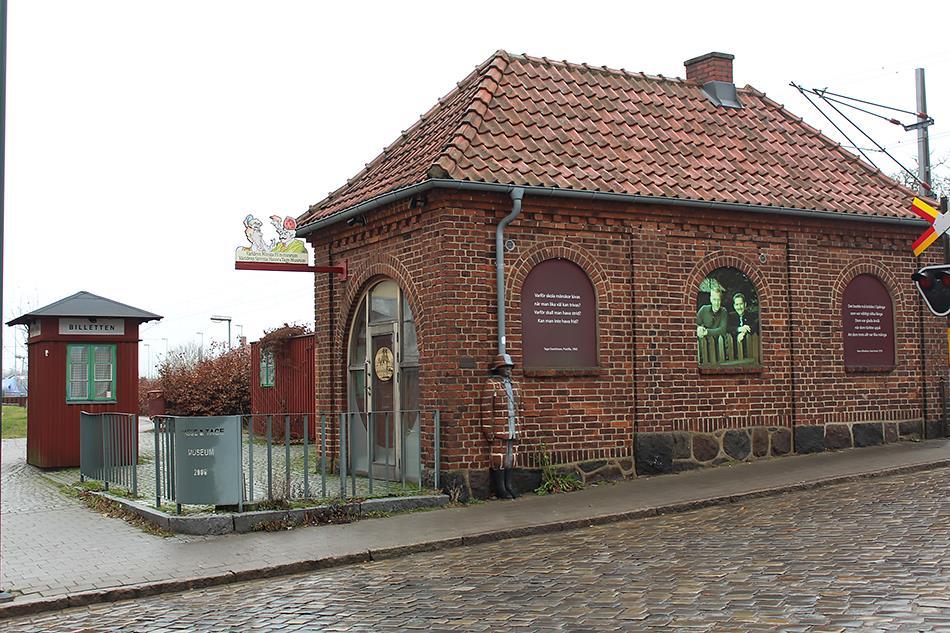 Hasse och Tage Museum 2016-12-08 Världens minsta Museum- Världens största Hasse och Tage Museum finns i Tomelilla.