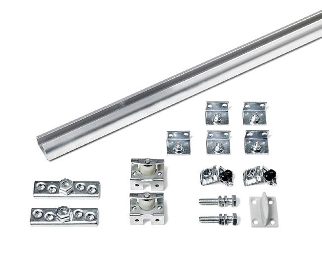 Innehåll: skjutdörrsrullar (2 st), stoppbeslag (2 st), bottenklack (1 st), träskruvar samt monteringsanvisning.