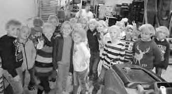 Die Kinder aus dem Kinderhaus und das Kinderhaus-Team Die Klasse 3b besuchte die Backstube Kirsamer in Laichingen Die Klasse 3b der Grund- und Werkrealschule Heroldstatt war am Mittwoch, den 9.11.
